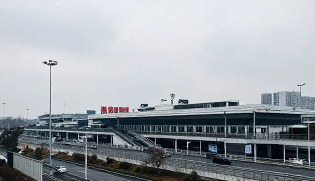 prompt交易选题如何影响提示词优化效果